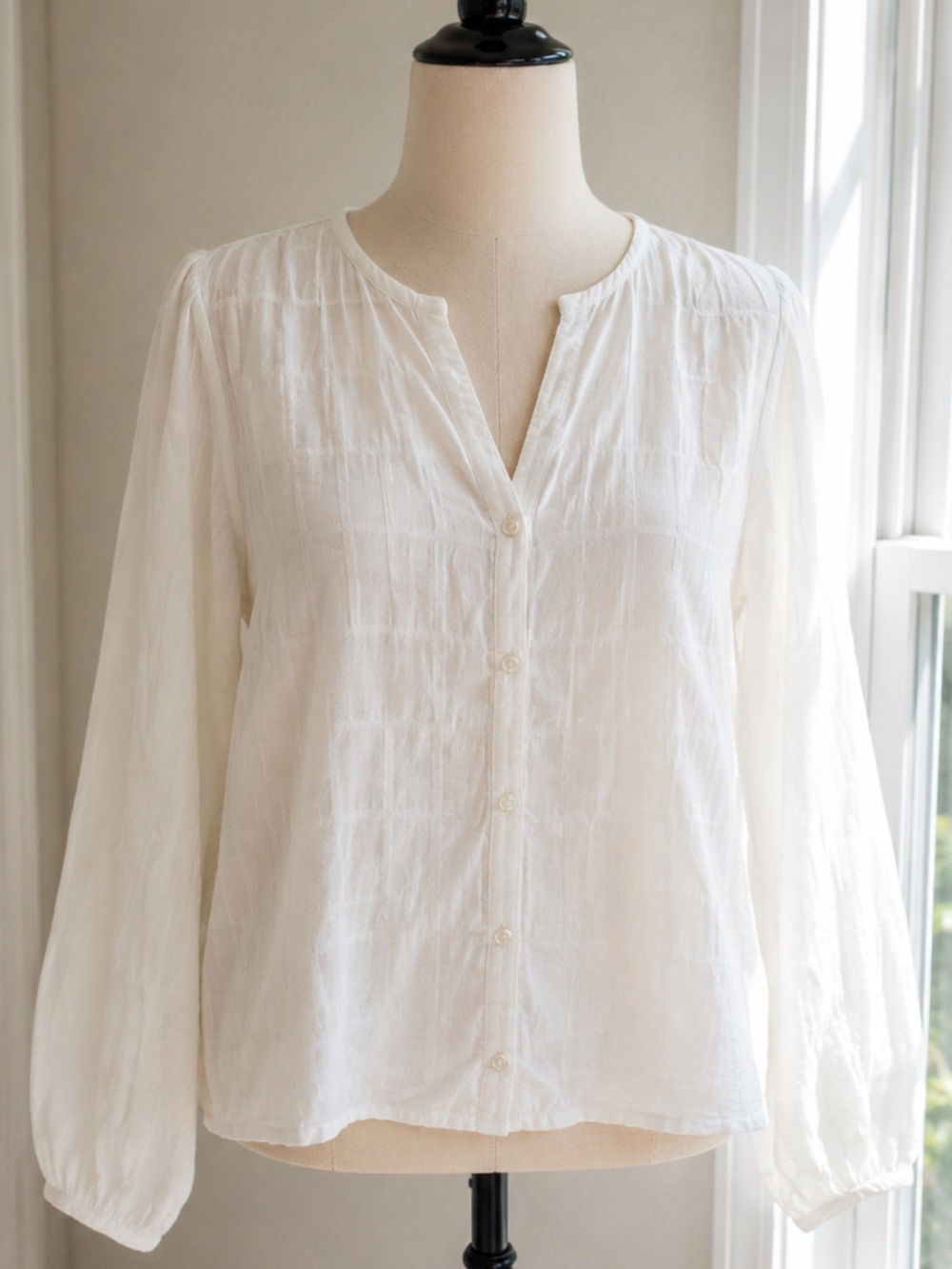 Old Navy Cream Button-Front Peasant Blouse